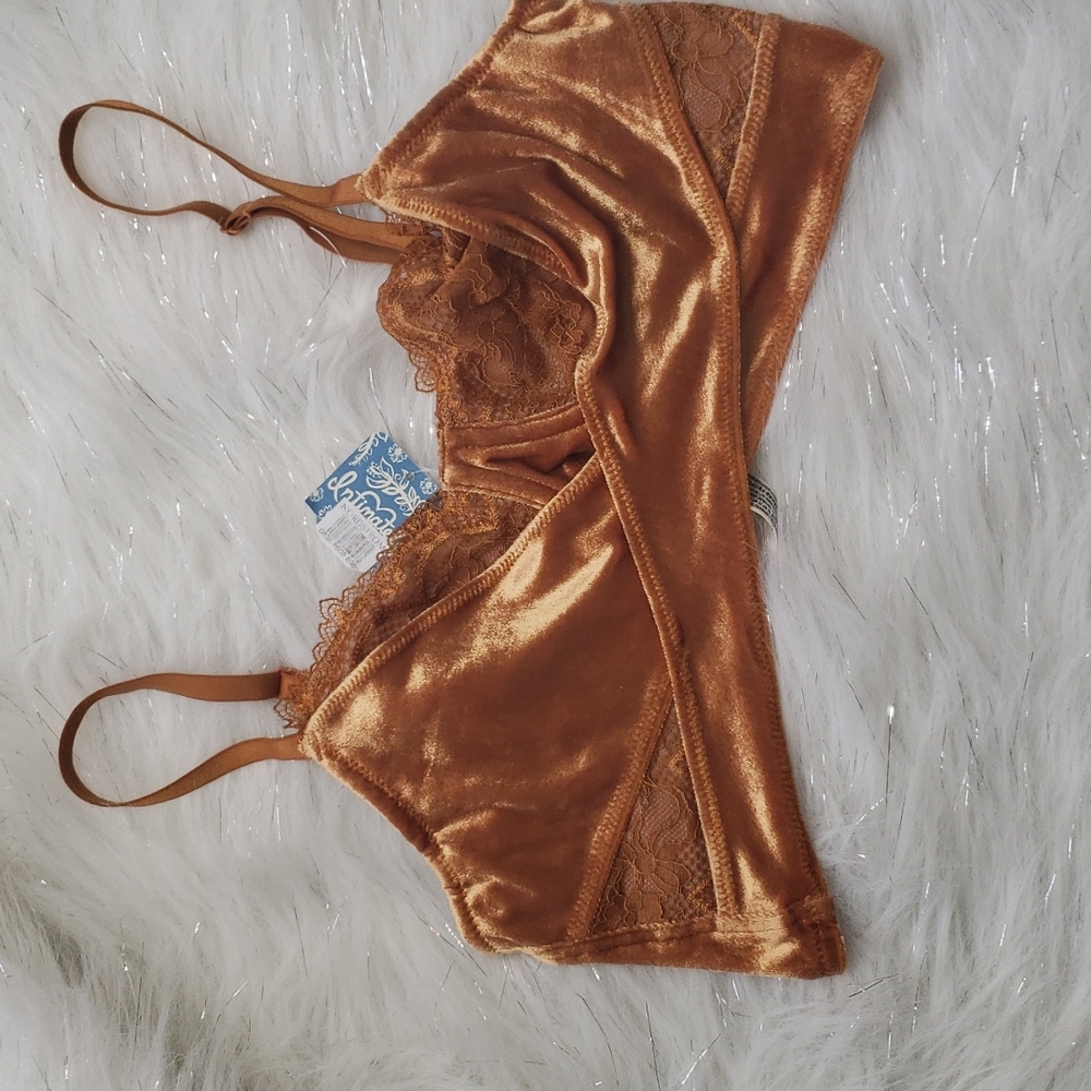 Free People Aurora Longline Bra. Size M.
